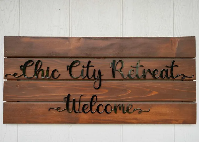 Chic Retreat 93d * Columbus